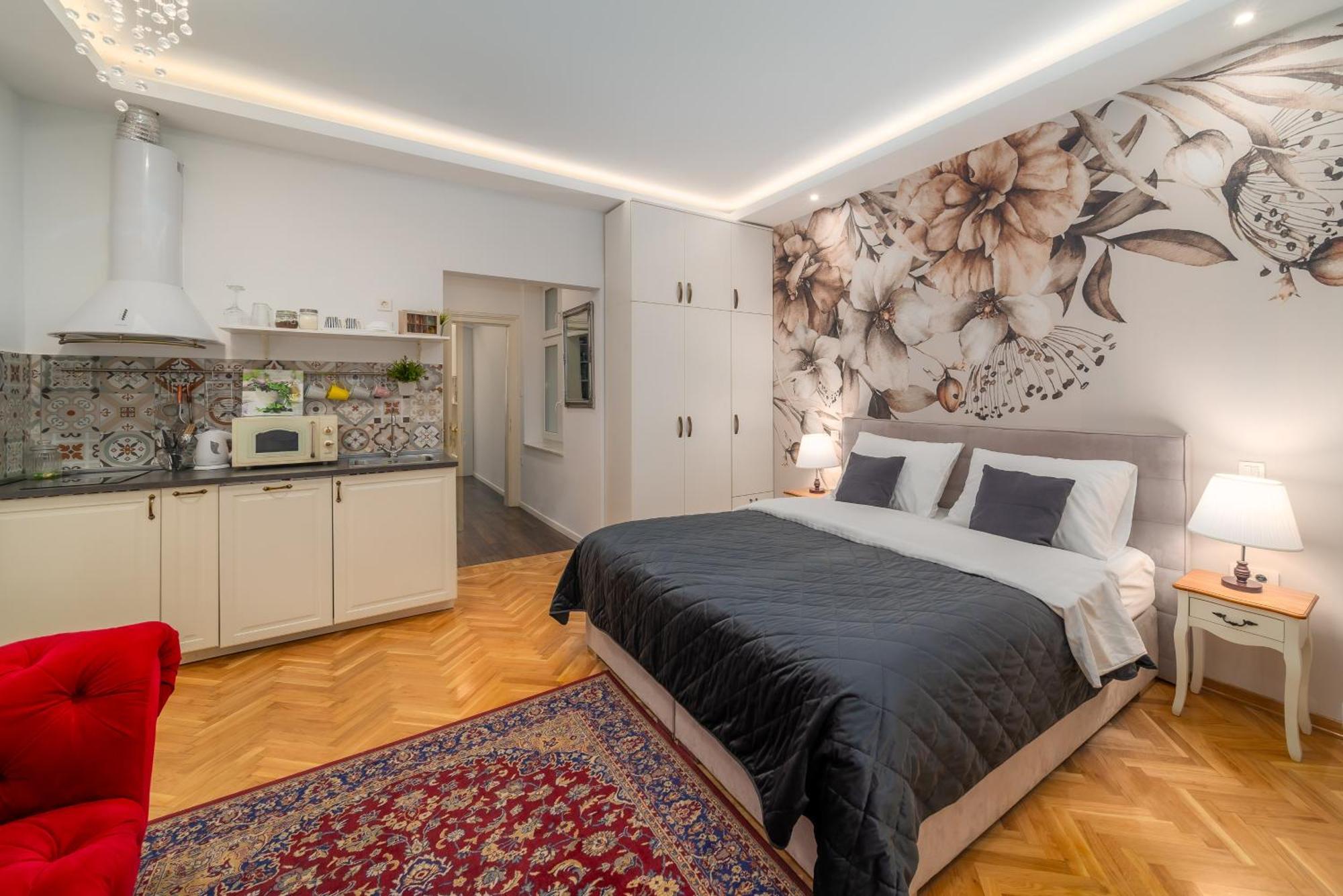 Aurelia Antik Apartments & Rooms, Zagreb City Center ภายนอก รูปภาพ