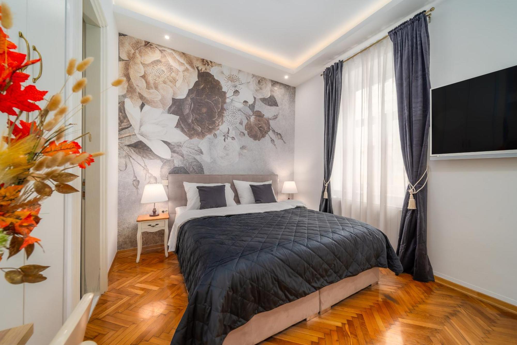 Aurelia Antik Apartments & Rooms, Zagreb City Center ภายนอก รูปภาพ