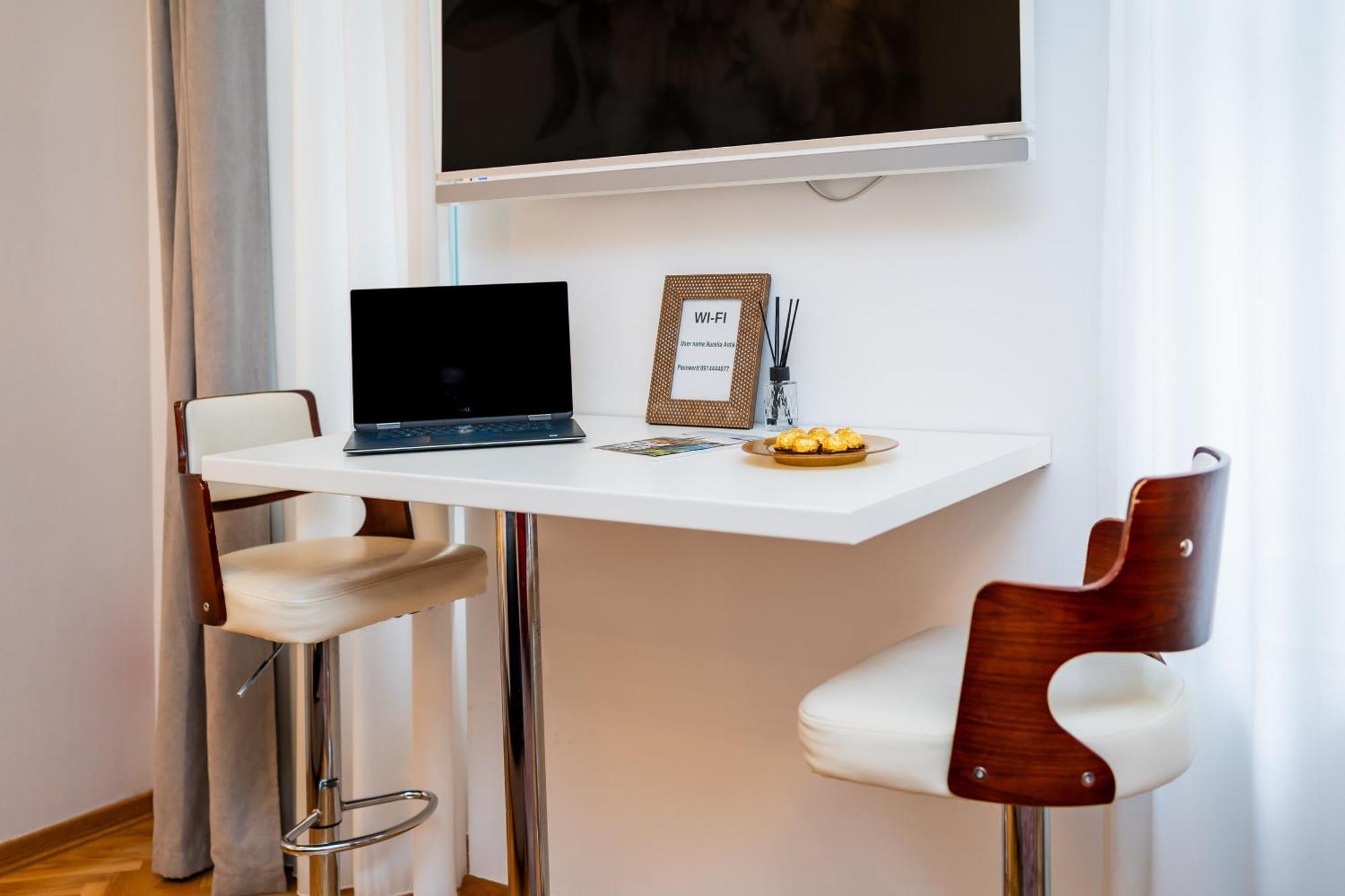 Aurelia Antik Apartments & Rooms, Zagreb City Center ภายนอก รูปภาพ