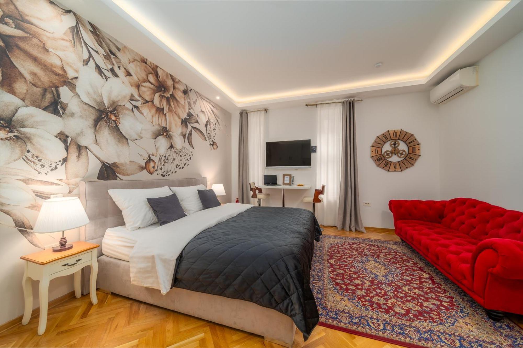 Aurelia Antik Apartments & Rooms, Zagreb City Center ภายนอก รูปภาพ