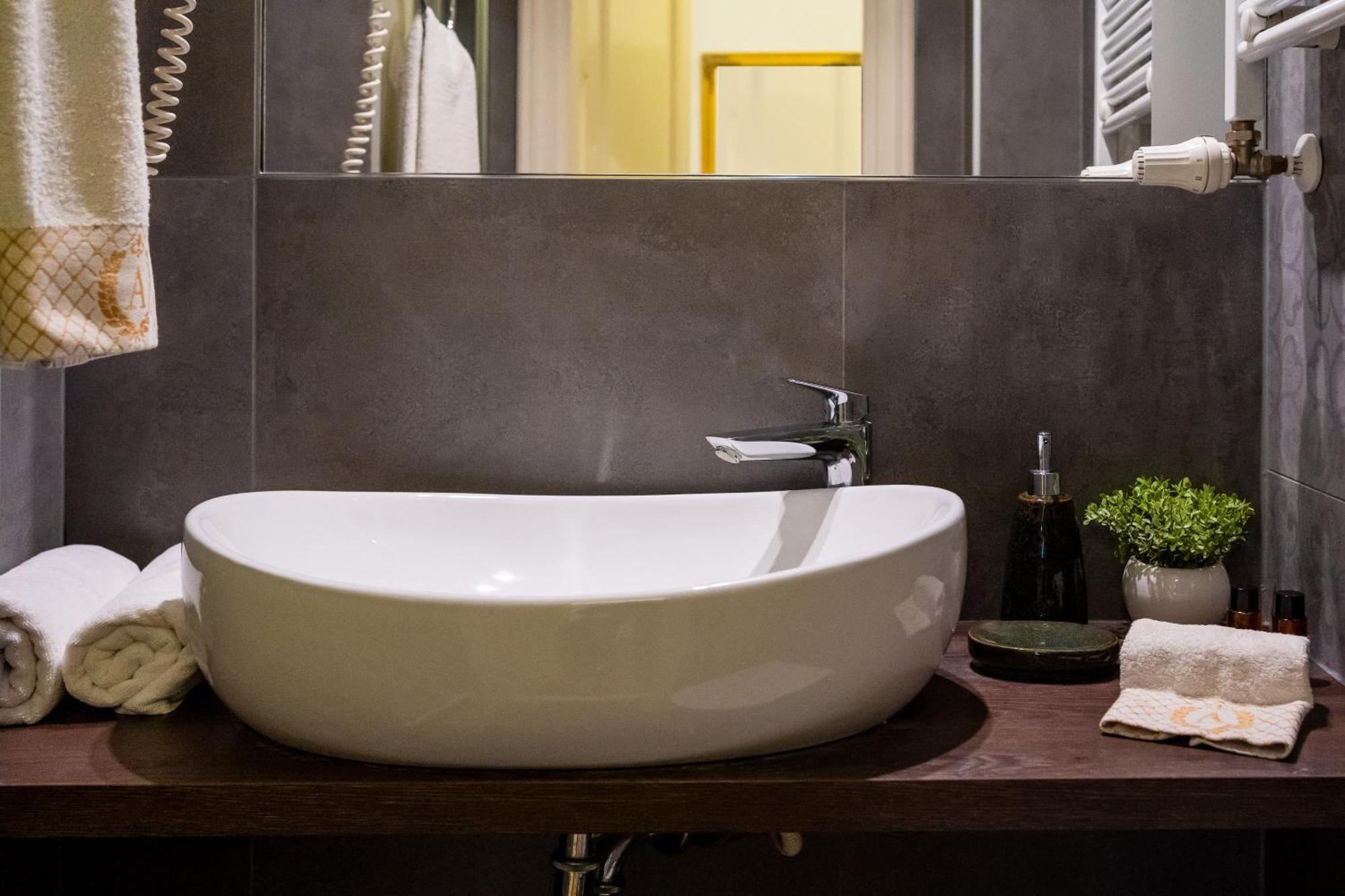 Aurelia Antik Apartments & Rooms, Zagreb City Center ห้อง รูปภาพ