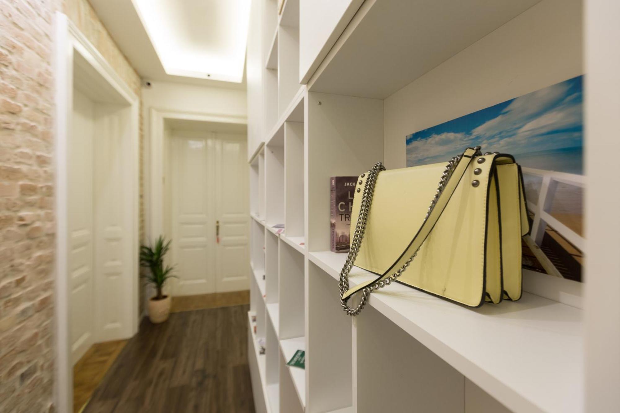 Aurelia Antik Apartments & Rooms, Zagreb City Center ภายนอก รูปภาพ